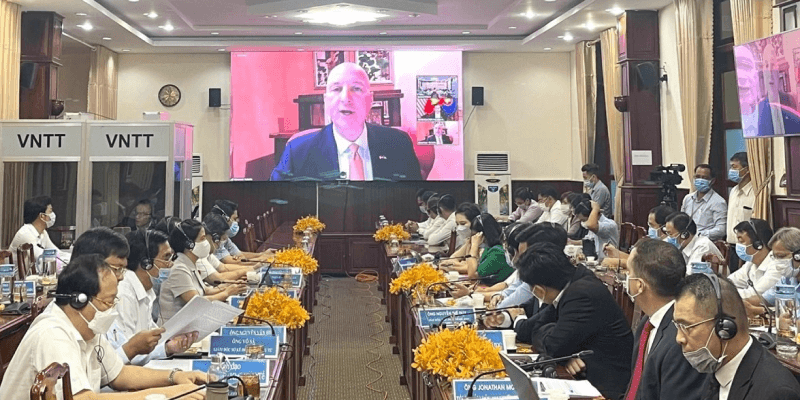 binh phuoc xuc tien dau tu truc tuyen voi nha dau tu hoa ky 2 1